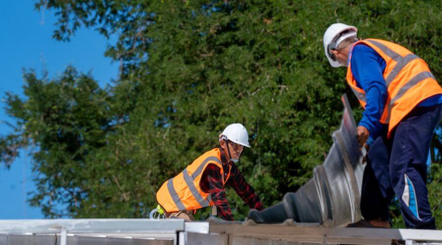 Expert top industrial roofings services in Sabana Grande, PR